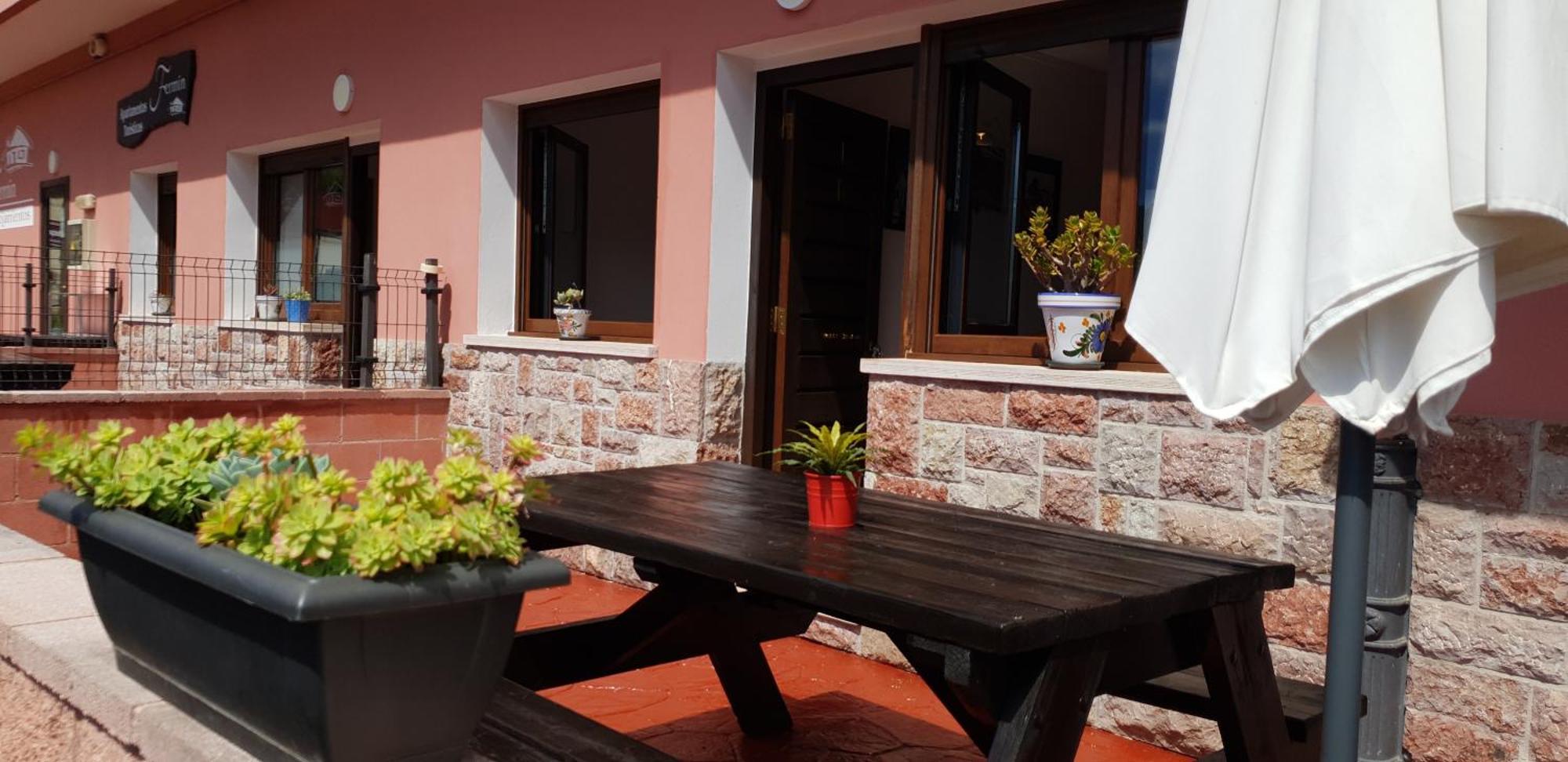 Apartamentos Fermin Onís Dış mekan fotoğraf