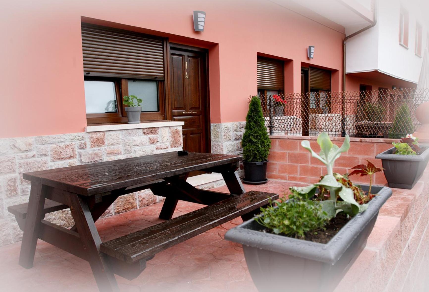Apartamentos Fermin Onís Oda fotoğraf