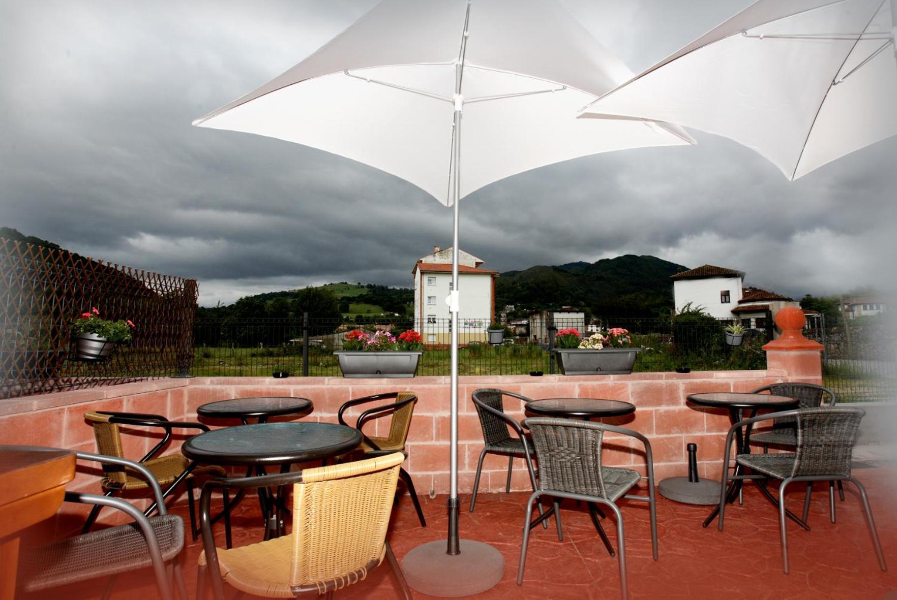 Apartamentos Fermin Onís Oda fotoğraf